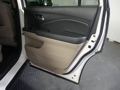 Used 2019 Honda Pilot EX-L image 7