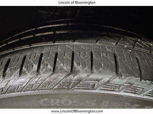 Certified 2023 Lincoln Nautilus Reserve w/ Cargo Utility Package image 14