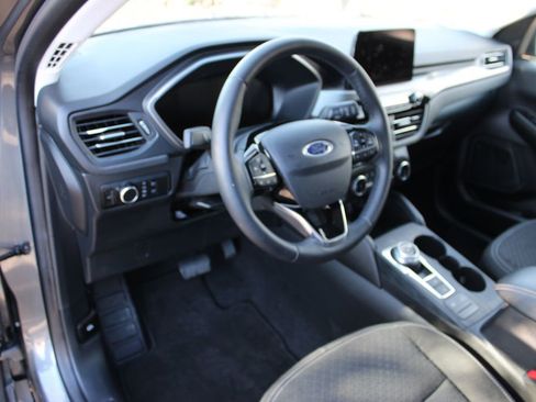 Used 2024 Ford Escape Active image 45