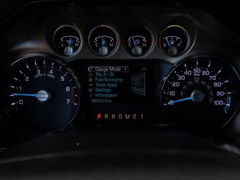 Used 2013 Ford F250 Lariat image 25