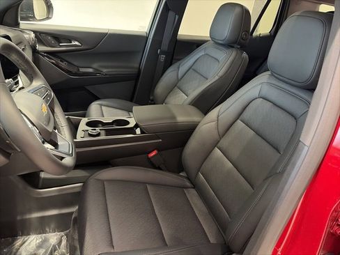 New 2026 Chevrolet Equinox LT w/ Convenience Package II image 11