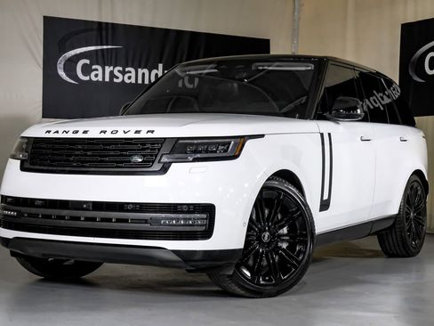 Used 2024 Land Rover Range Rover SE image 4