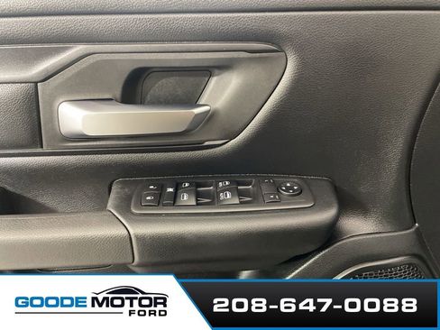 Used 2020 RAM 1500 Tradesman AWD/4WD image 9