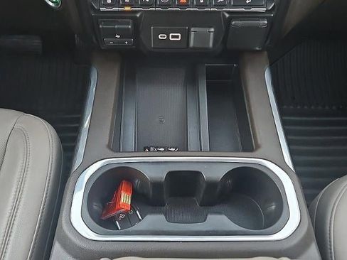 Used 2020 Chevrolet Silverado 2500 LTZ w/ LTZ Premium Package image 20