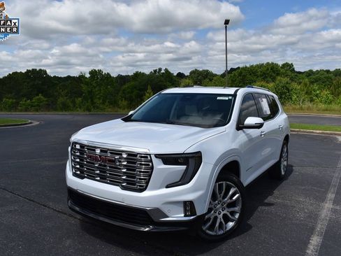 Used 2026 GMC Acadia Denali w/ Super Cruise Package FWD image 6