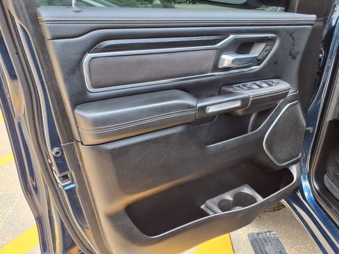 Used 2023 RAM 1500 Laramie AWD/4WD image 19