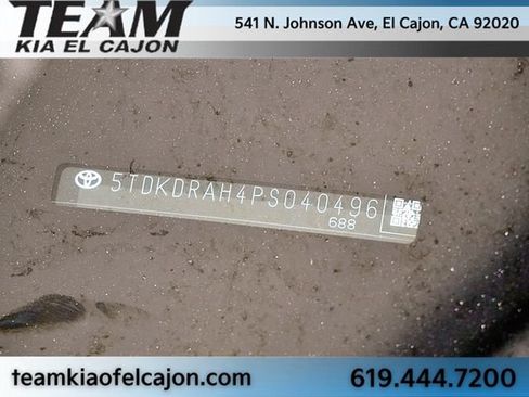 Used 2023 Toyota Highlander XLE FWD image 35