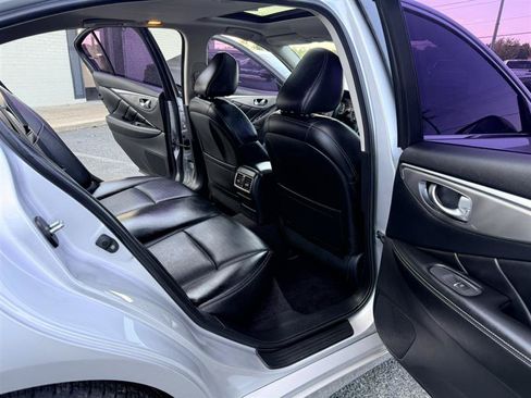Used 2018 INFINITI Q50 Sport w/ Cargo Package (L95) RWD image 19