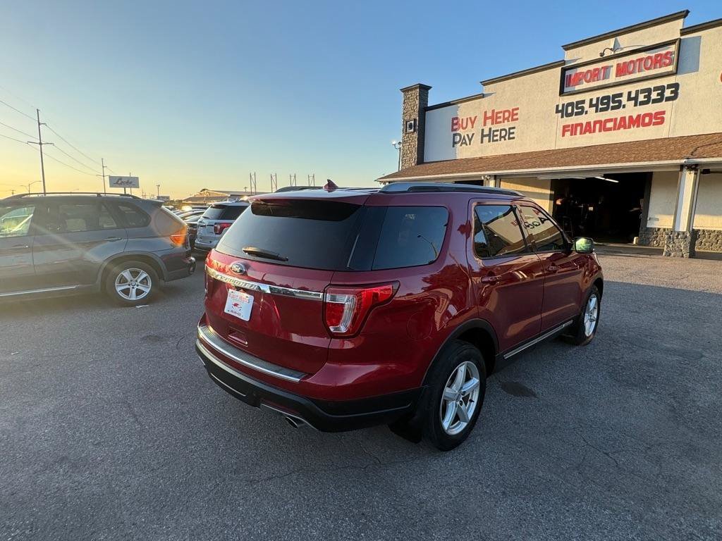 Used 2018 Ford Explorer XLT w/ Equipment Group 201A FWD image 7