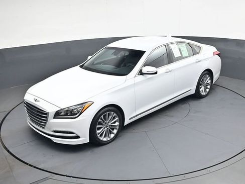 Used 2017 Genesis G80 3.8 RWD image 29