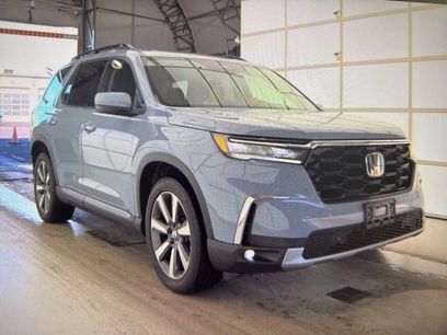 Used 2024 Honda Pilot Touring
