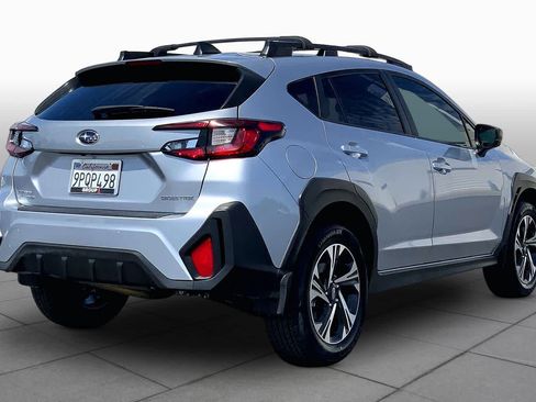Used 2024 Subaru Crosstrek 2.0i Premium AWD/4WD image 12