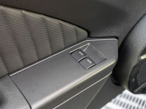 Used 2012 Ford Mustang Shelby GT500 w/ SVT Performance Pkg image 15