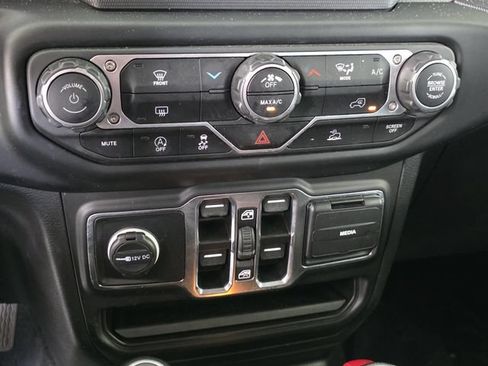 Used 2023 Jeep Wrangler Unlimited Sport AWD/4WD image 20