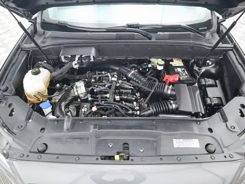 Used 2022 Lincoln Nautilus Reserve w/ Equipment Group 202A image 30