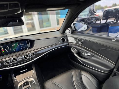 Used 2015 Mercedes-Benz S 63 AMG 4MATIC Sedan image 56