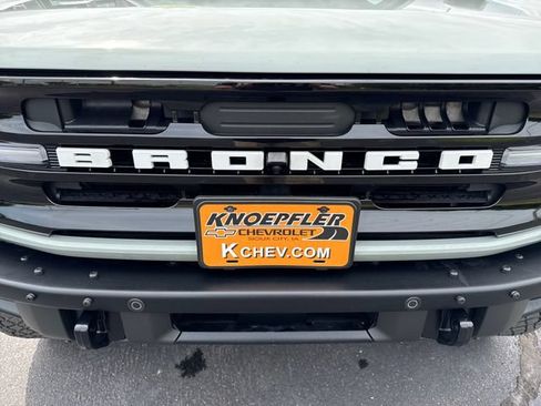 Used 2023 Ford Bronco Outer Banks w/ Sasquatch Package AWD/4WD image 32