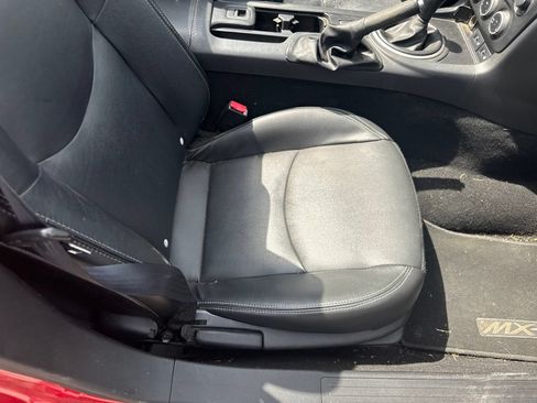 Used 2012 MAZDA MX-5 Miata Grand Touring w/ Premium Pkg RWD image 7