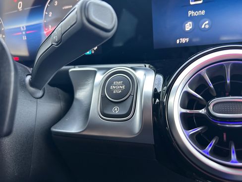 New 2026 Mercedes-Benz GLB 250 4MATIC image 31