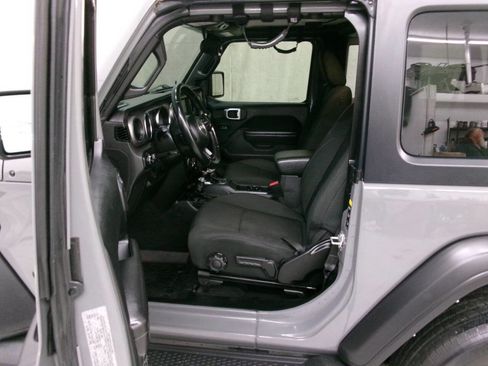 Used 2021 Jeep Wrangler Sport image 11