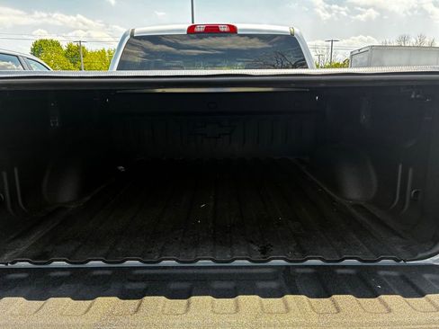 Used 2018 Chevrolet Silverado 1500 LT w/ All Star Edition AWD/4WD image 28