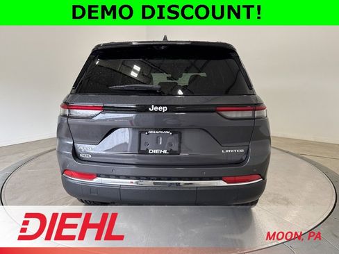 New 2025 Jeep Grand Cherokee Limited w/ Luxury Tech Group II image 6