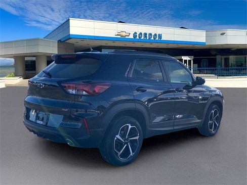 Used 2023 Chevrolet TrailBlazer RS image 8