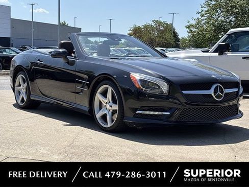Used 2015 Mercedes-Benz SL 550 image 1