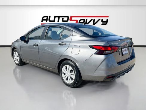 Used 2025 Nissan Versa S FWD image 5