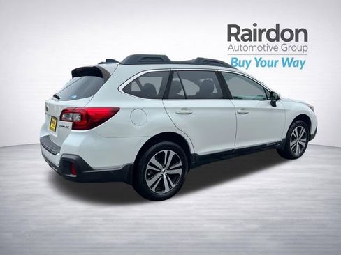 Used 2018 Subaru Outback 2.5i Limited AWD/4WD image 9