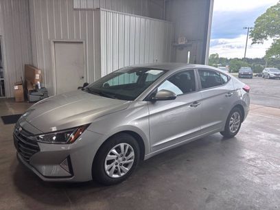 Used 2020 Hyundai Elantra SE