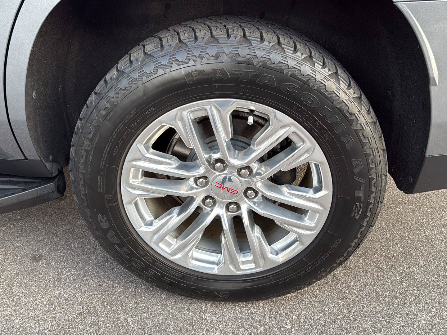 Used 2021 GMC Yukon SLT AWD/4WD image 17