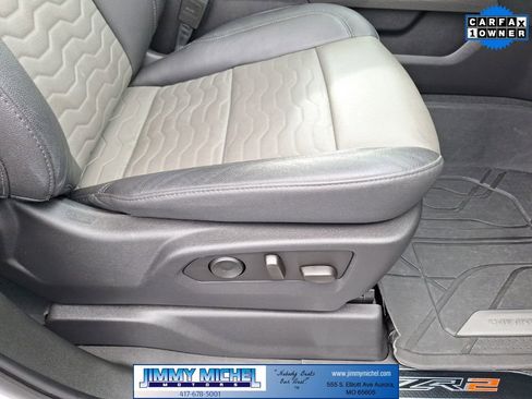 Used 2023 Chevrolet Silverado 1500 ZR2 w/ Technology Package image 30