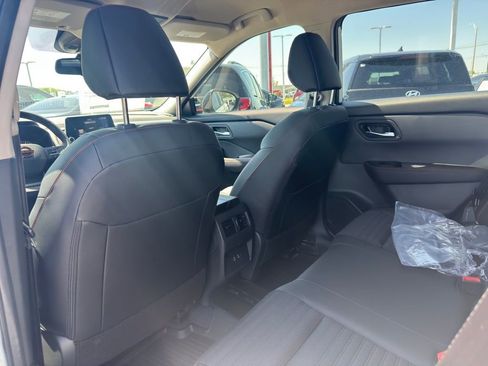 New 2026 Nissan Rogue SV AWD/4WD image 13