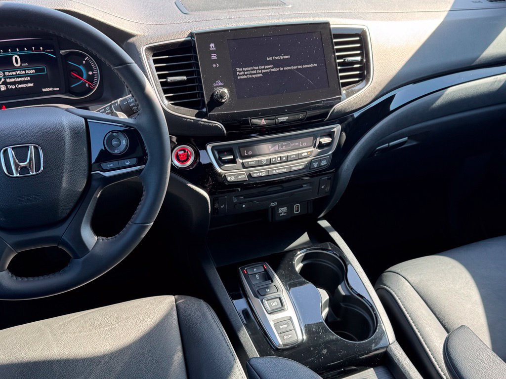 Used 2022 Honda Pilot Touring image 29