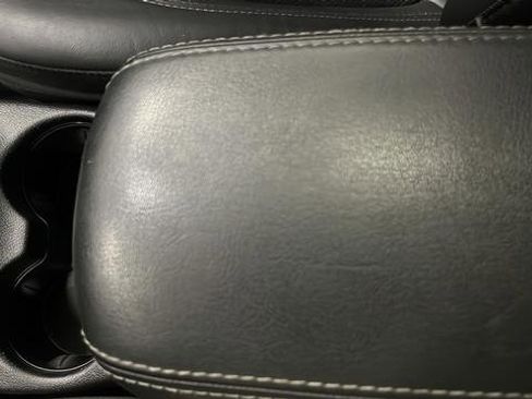 Used 2021 Jeep Cherokee Limited AWD/4WD image 23