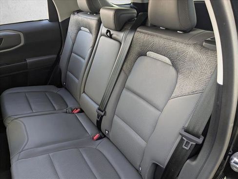 Used 2025 Ford Bronco Sport Badlands image 18