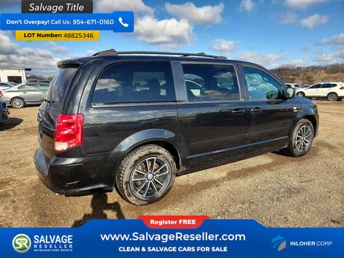 Used 2014 Dodge Grand Caravan SE image 4