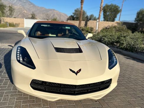 Used 2016 Chevrolet Corvette Stingray Convertible w/ 3LT Preferred Equipment Group RWD image 3