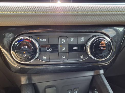 Used 2026 Chevrolet TrailBlazer ACTIV w/ Convenience Package FWD image 12