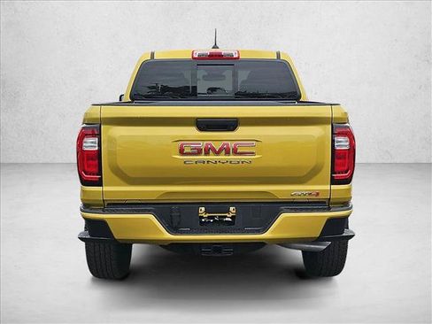 Used 2023 GMC Canyon AT4 AWD/4WD image 8