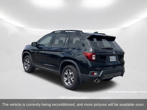 Used 2022 Honda Passport TrailSport image 8