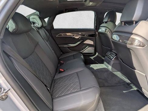 Used 2025 Audi S8 image 19
