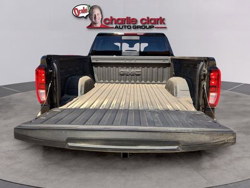 New 2026 GMC Sierra 1500 SLE w/ Preferred Package RWD image 12