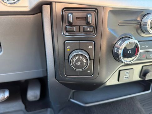 Used 2022 Ford F150 XLT w/ Equipment Group 302A High AWD/4WD image 13