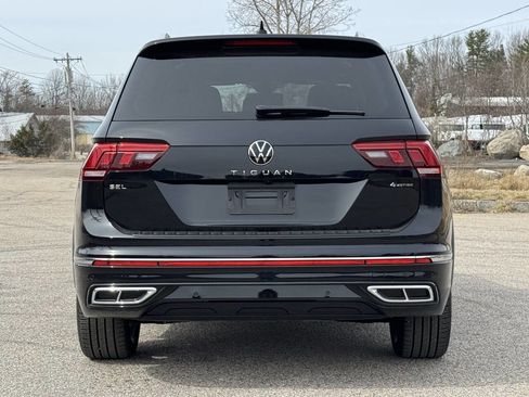 Used 2024 Volkswagen Tiguan SEL R-Line image 4