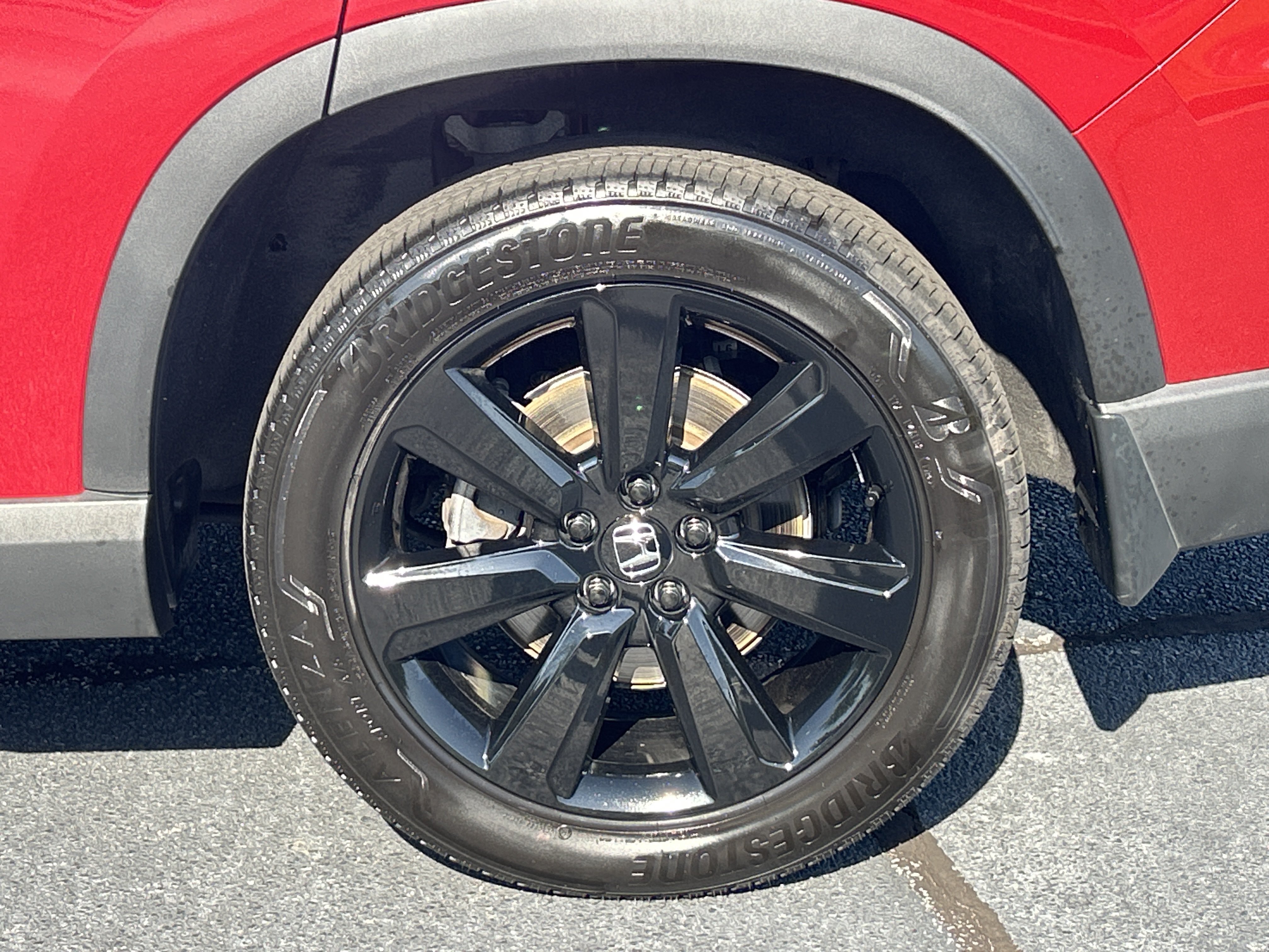 Certified 2025 Honda Pilot Black Edition image 35