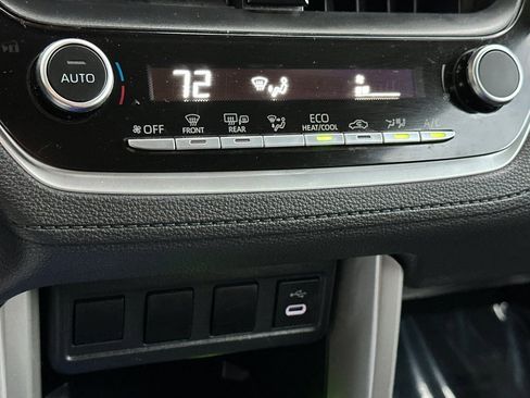 Used 2024 Toyota Corolla Cross LE image 19