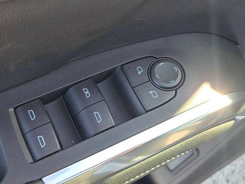 Used 2024 Chevrolet Traverse LT AWD/4WD image 23