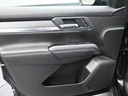 Used 2026 GMC Terrain Elevation image 7